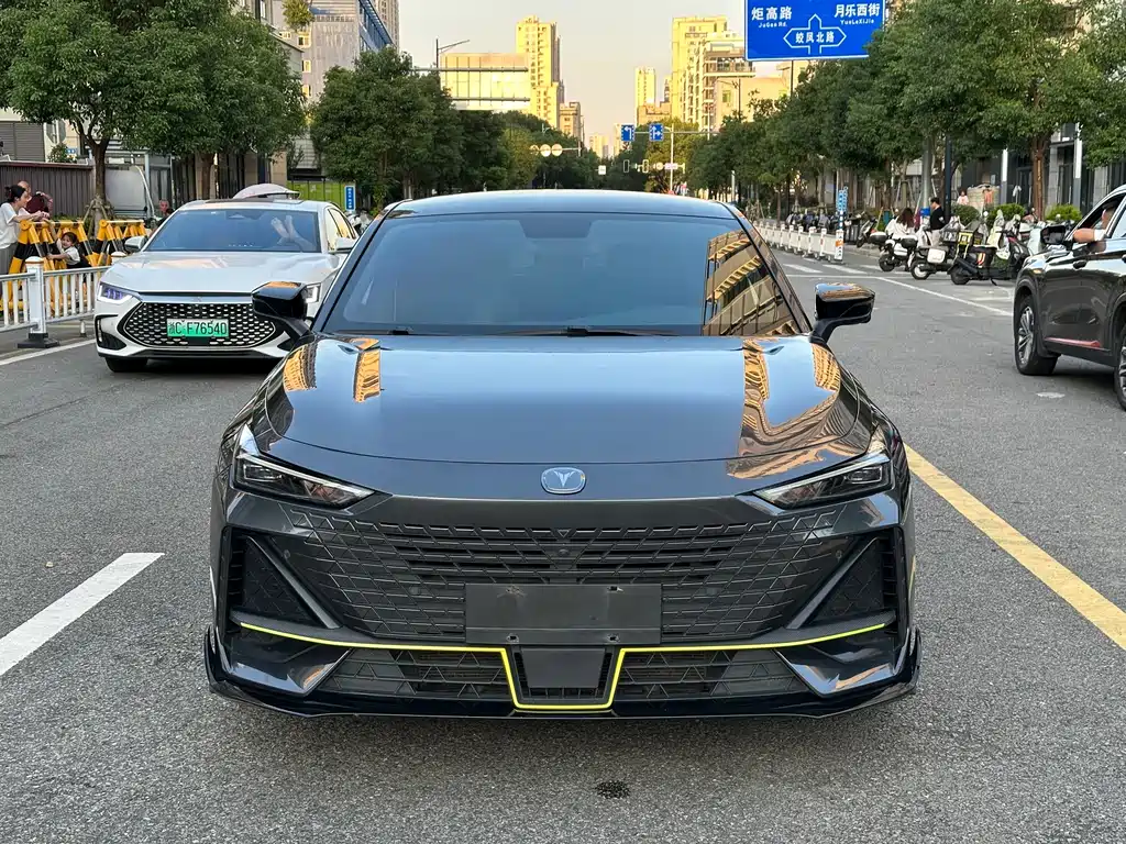 Changan UNI-V — миниатюра 2