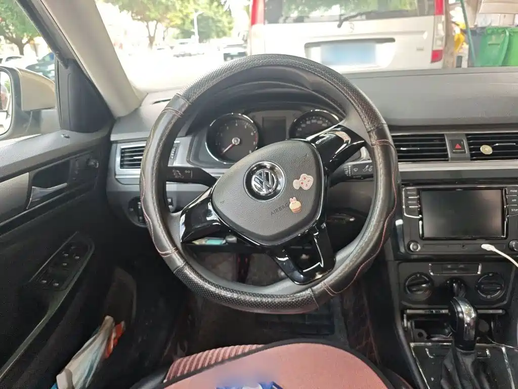 Volkswagen Bora — миниатюра 3