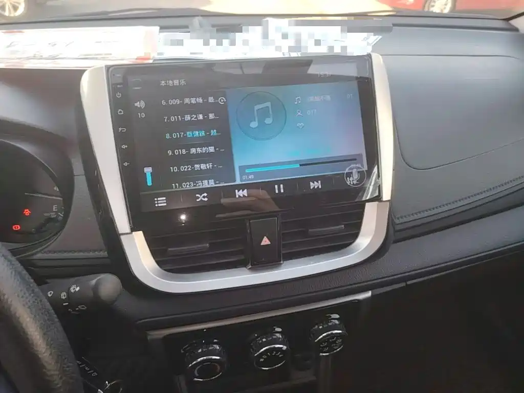 Toyota Yaris L — миниатюра 13