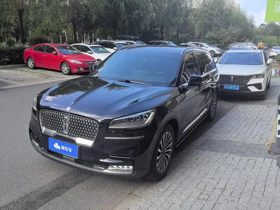 Lincoln Aviator