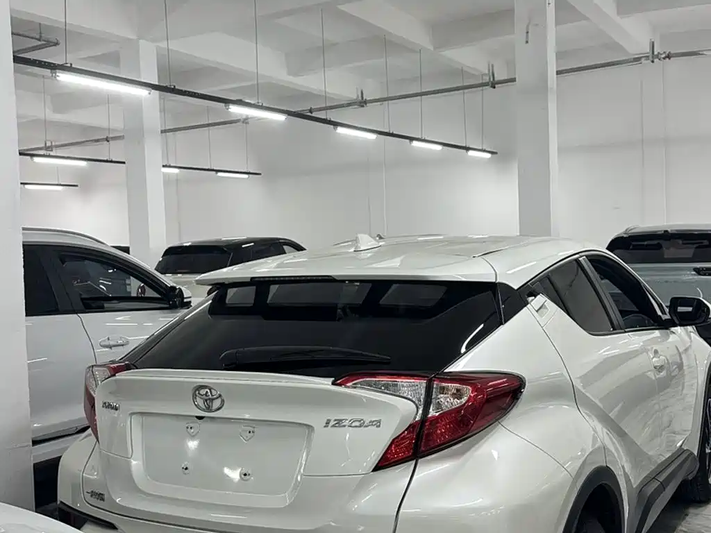 Toyota IZOA — миниатюра 7