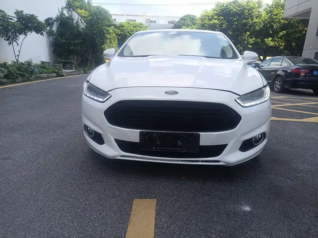Ford Mondeo — миниатюра 2