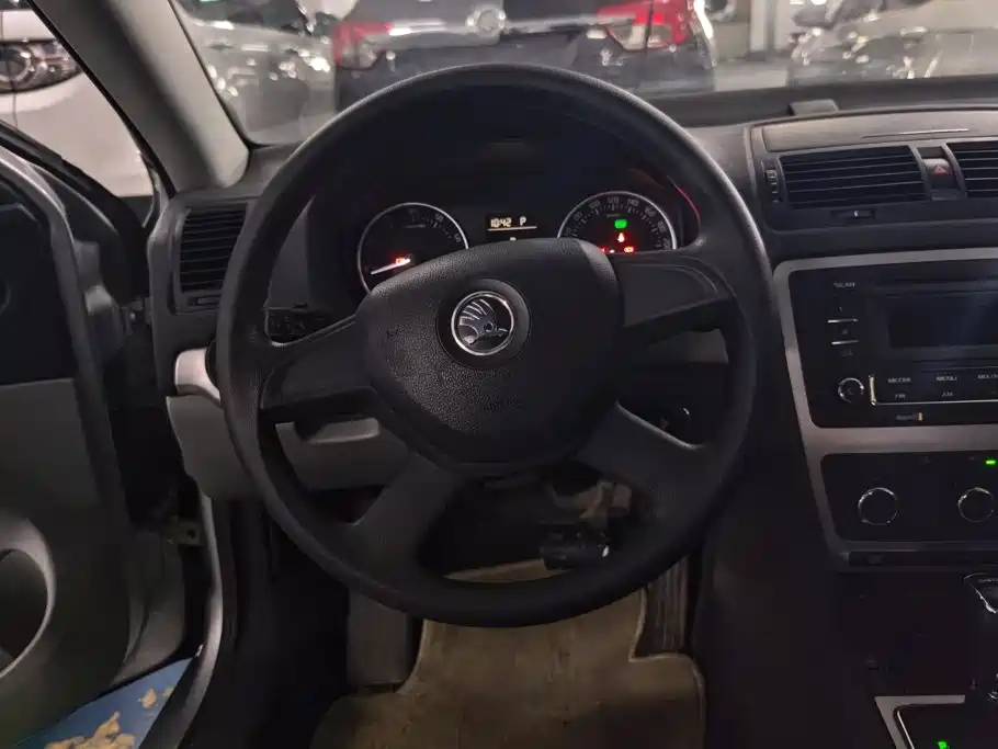 Skoda Octavia — миниатюра 15