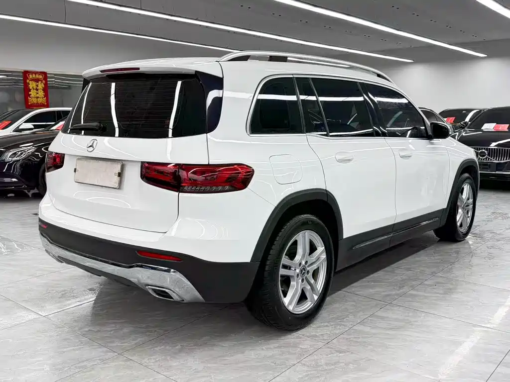 Mercedes-Benz GLB — миниатюра 6