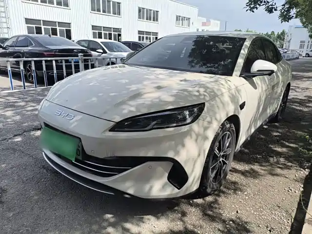 2025 BYD Seal