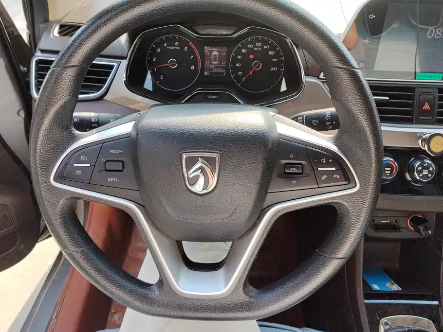Baojun 310W — миниатюра 15