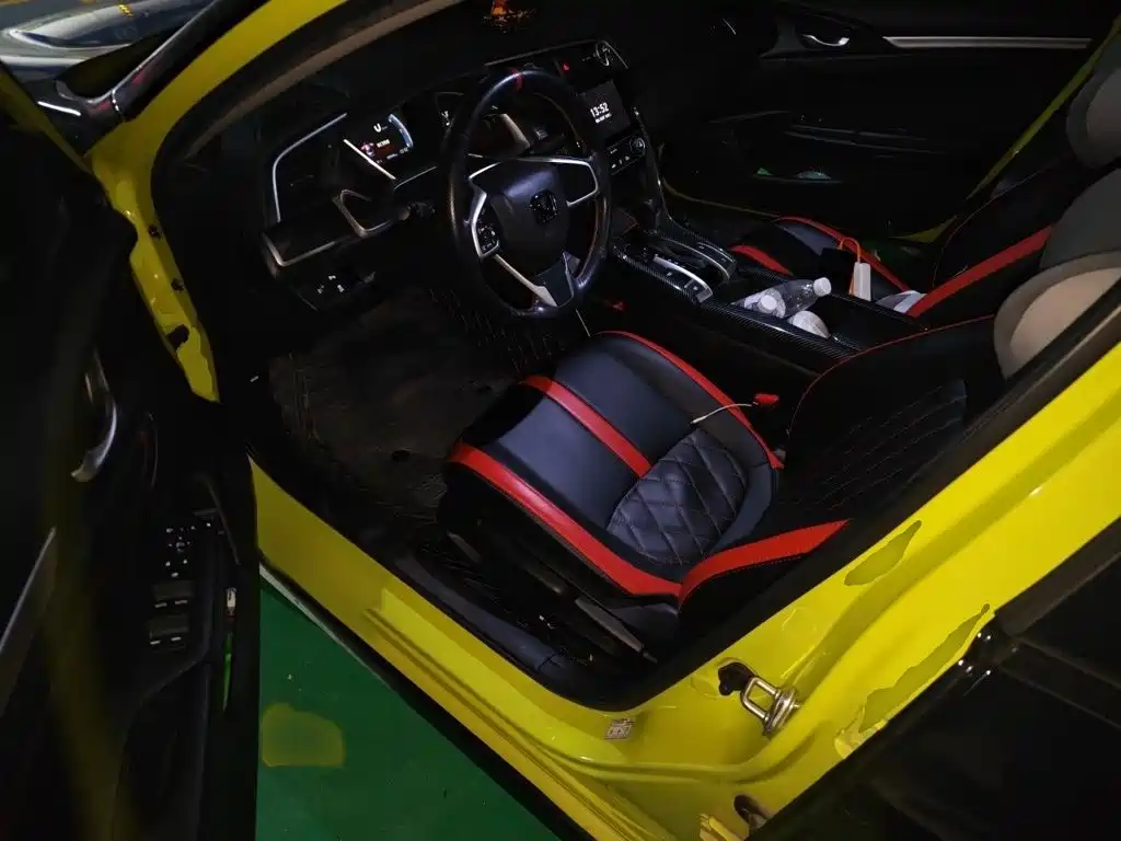 Honda Civic — миниатюра 14