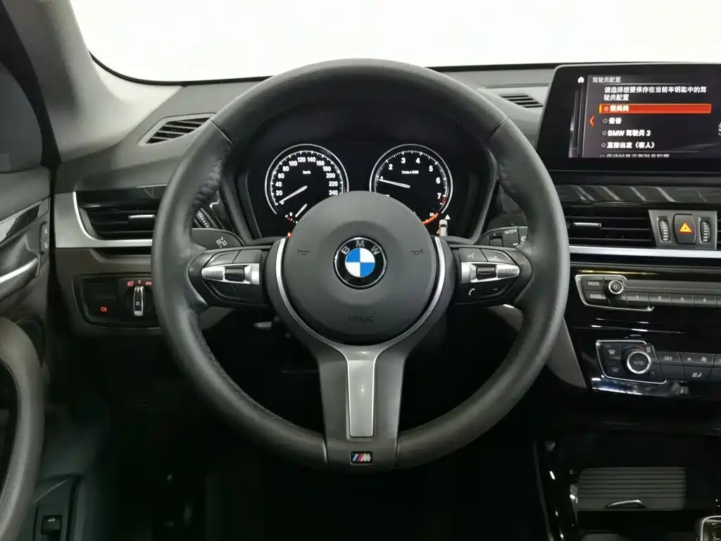 BMW X1 — миниатюра 11