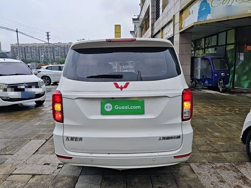 Wuling Hongguang — миниатюра 6