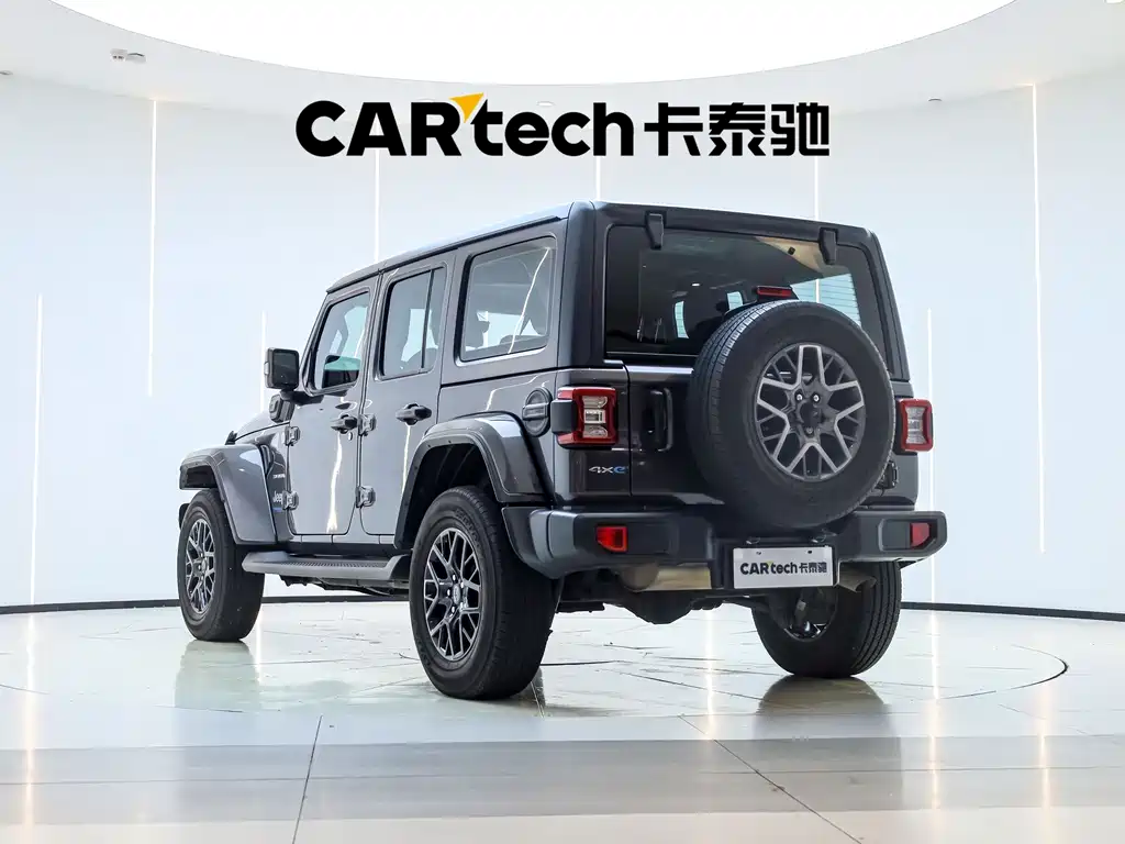 Jeep Wrangler PHEV — миниатюра 5