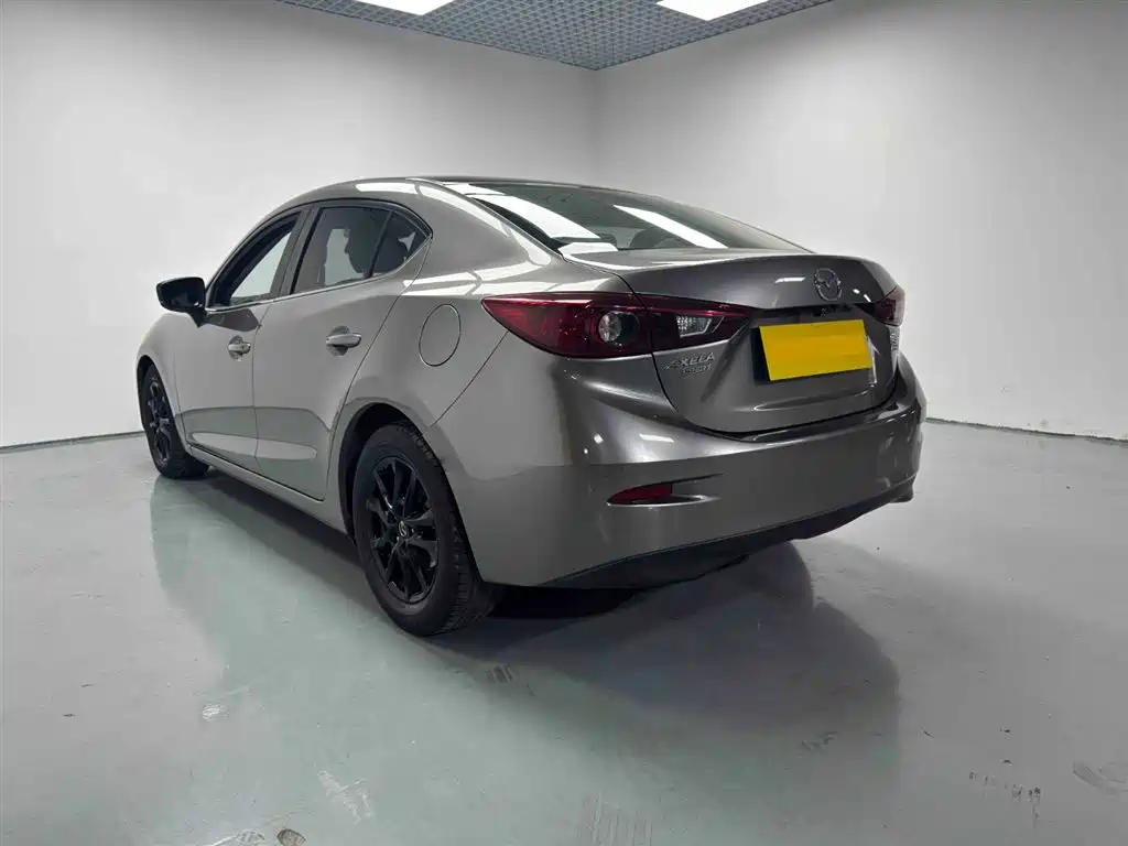 MAZDA 3 ANGKESAILA
