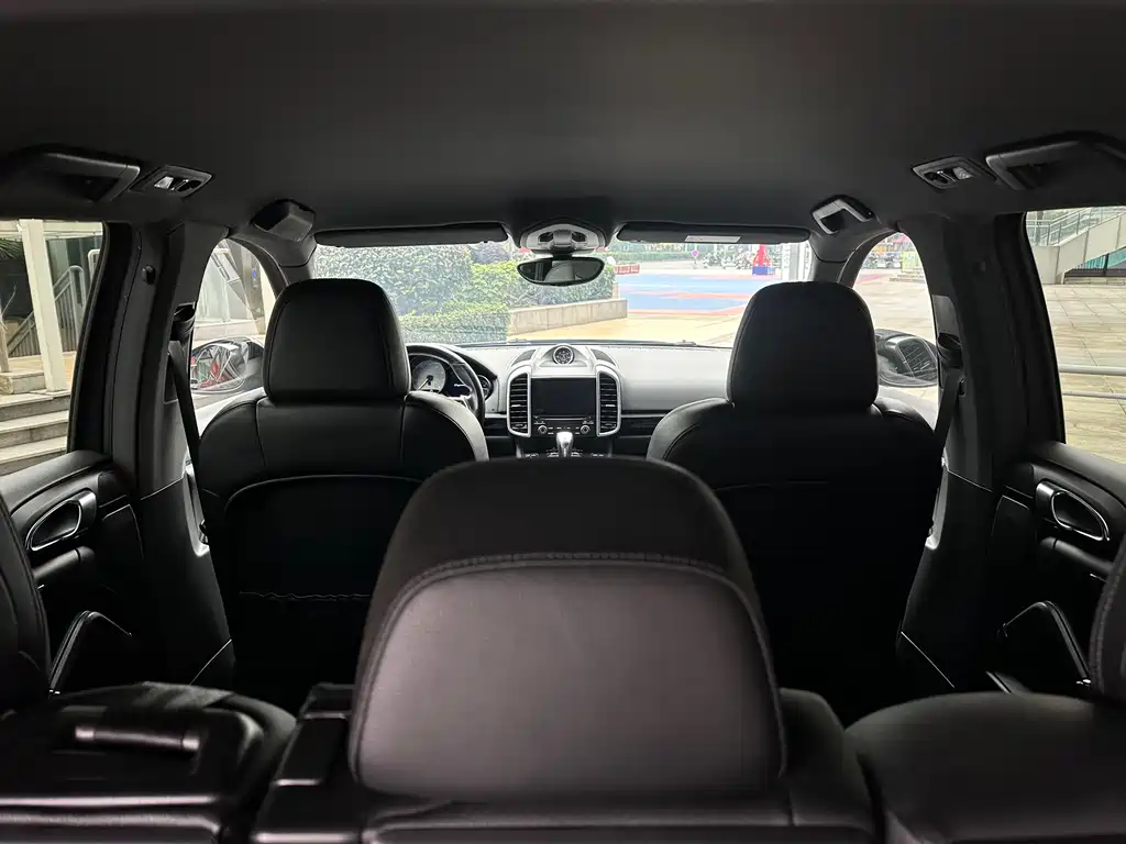 PORSCHE CAYENNE NEW ENERGY