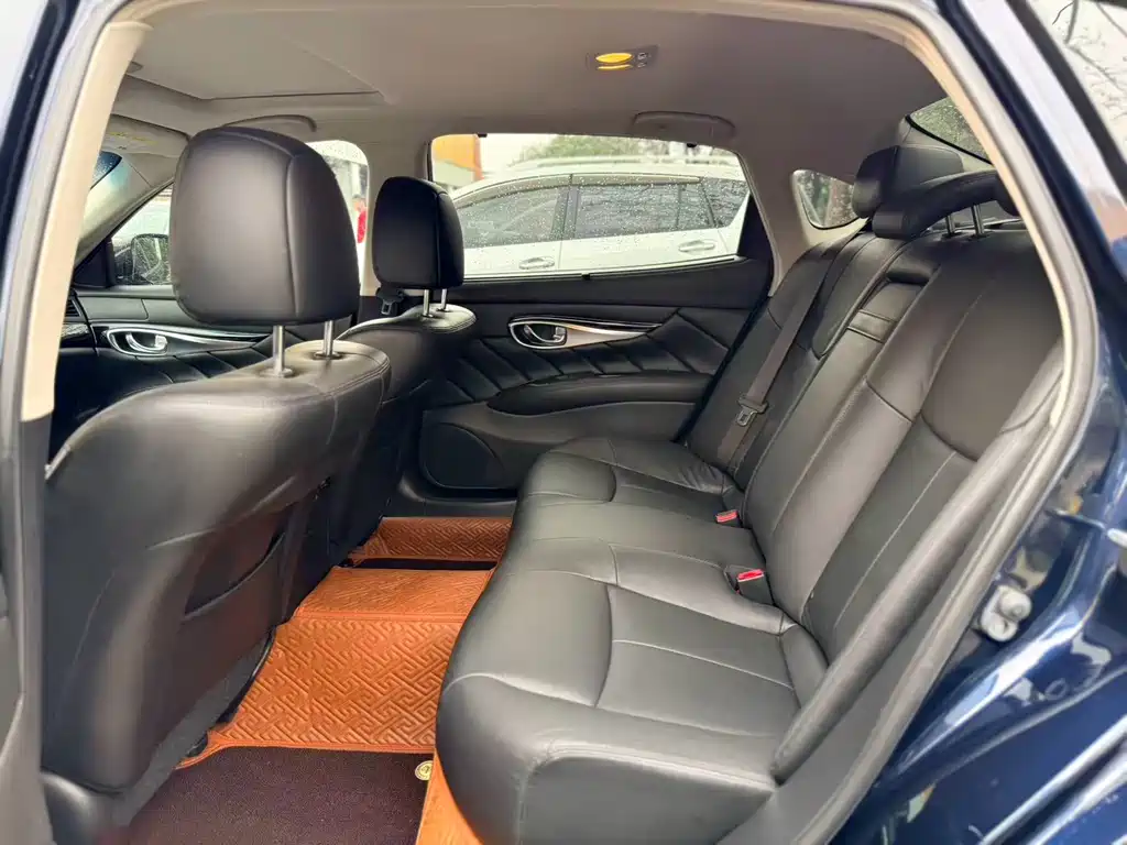 Infiniti Q70 2019 Q70L 2.0T Elite