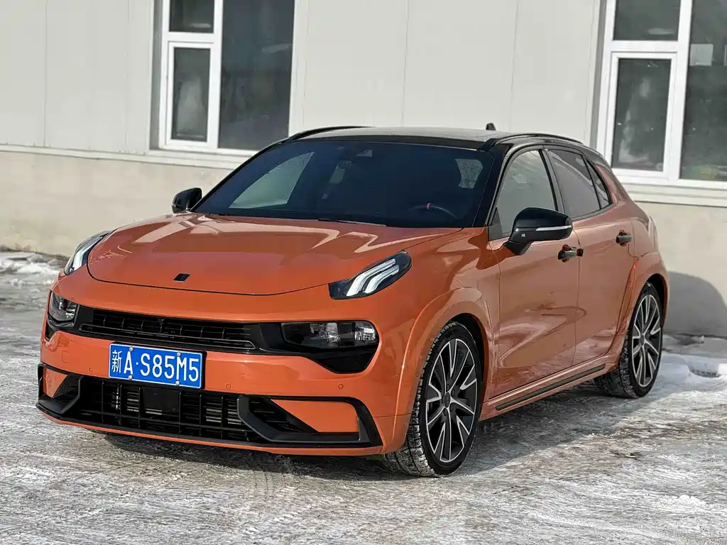 LYNK & CO. 02 HATCHBACK