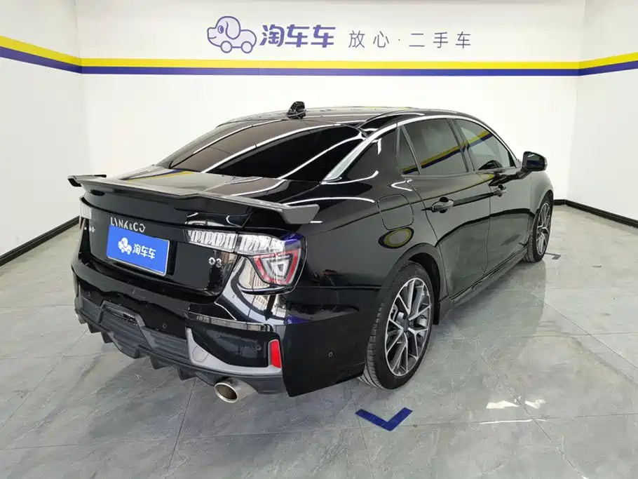 Lynk & Co 03 — миниатюра 3