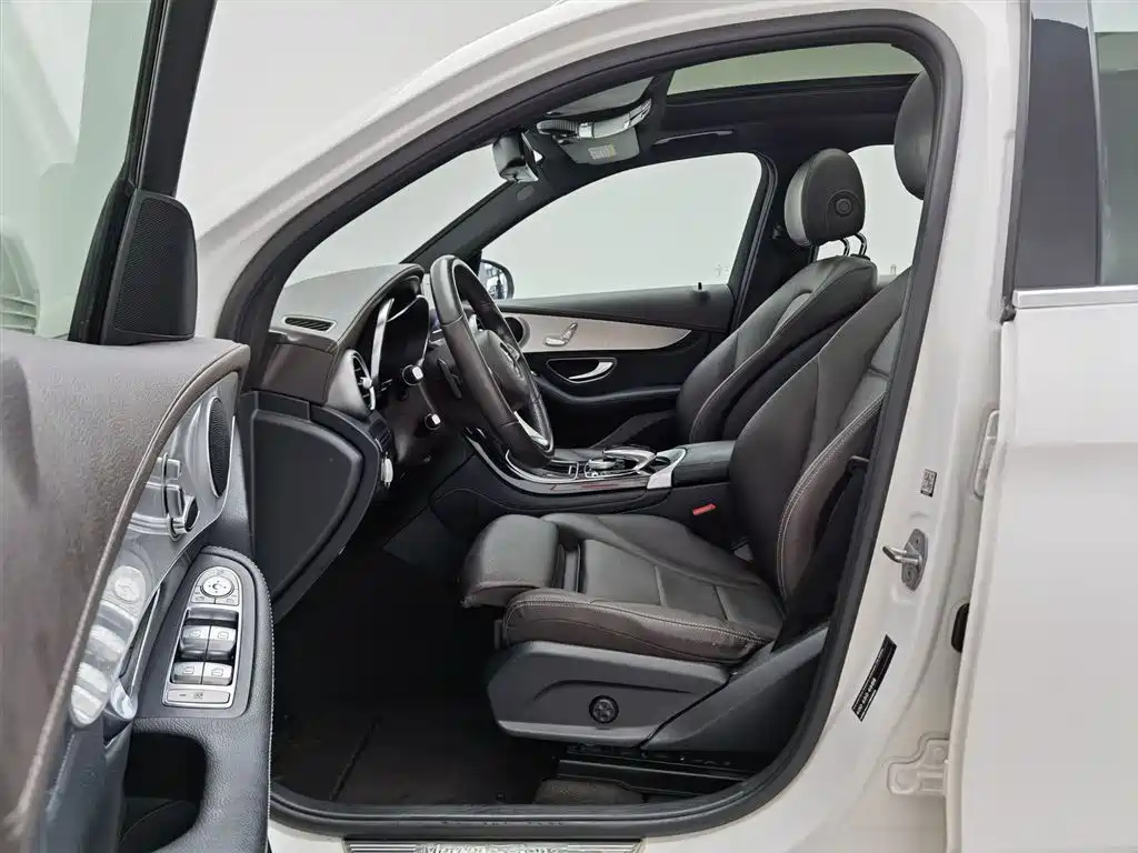 Mercedes-Benz GLC 2018 GLC 200 4MATIC
