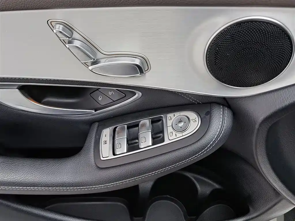 Mercedes-Benz GLC 2018 GLC 200 4MATIC