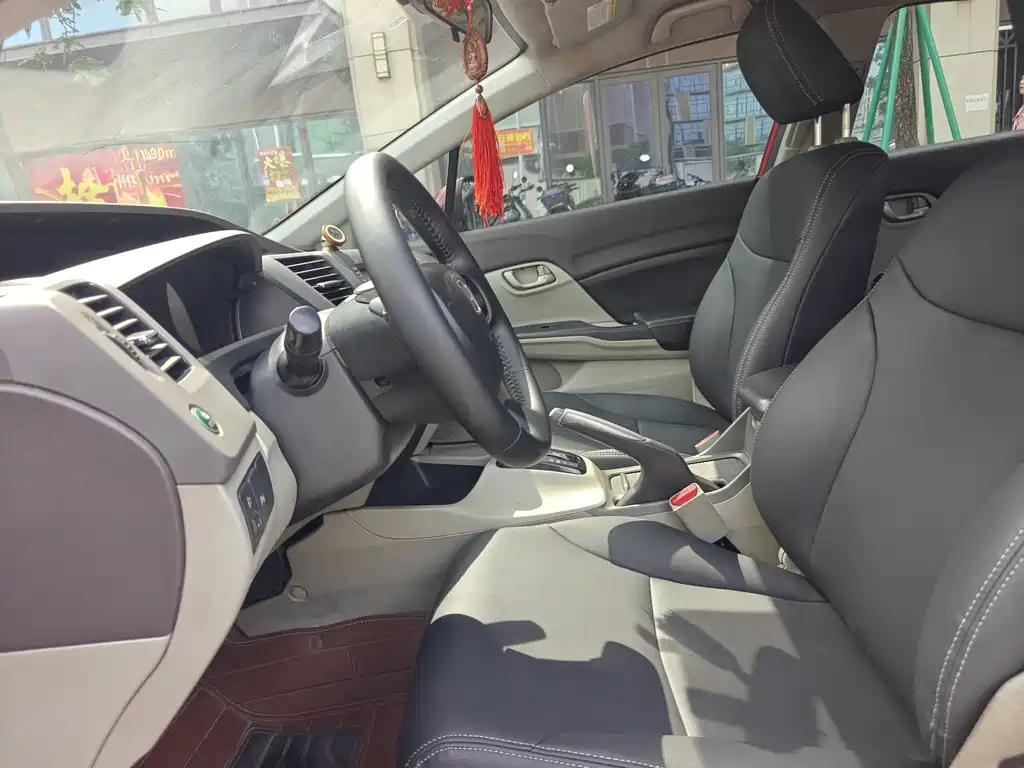 Honda Civic — миниатюра 7