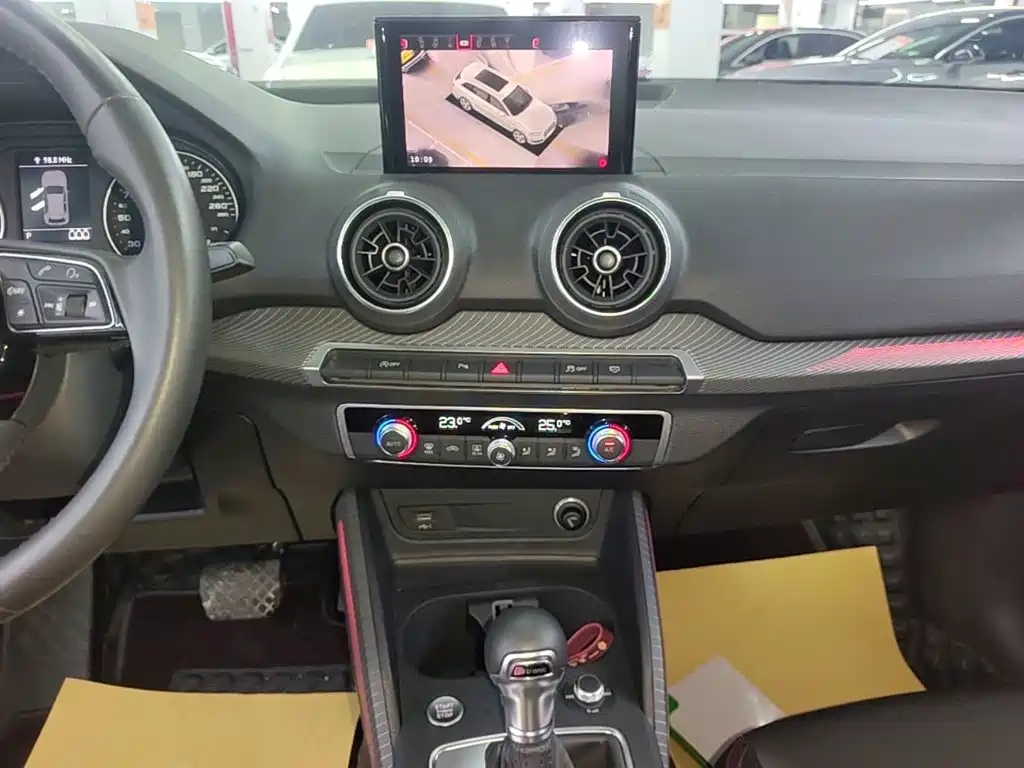Audi Q2L — миниатюра 13