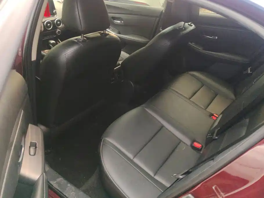Nissan Sylphy — миниатюра 11