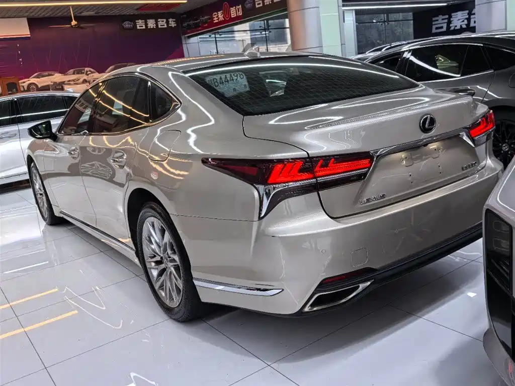 Lexus LS 2018 350 Luxury V