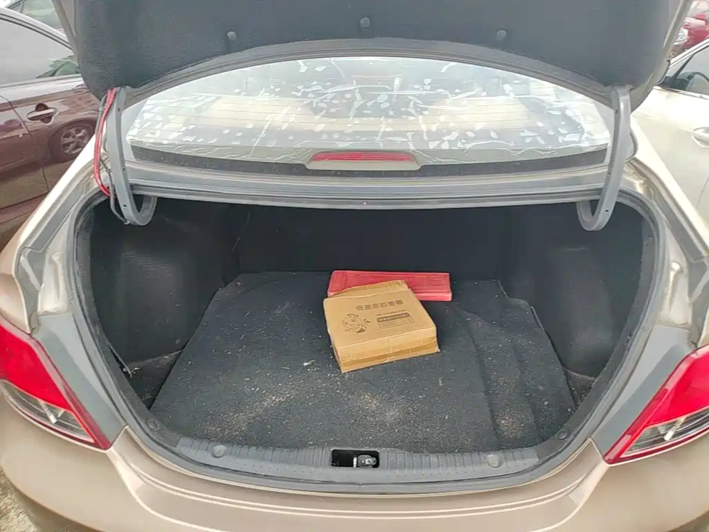 Hyundai Verna — миниатюра 19