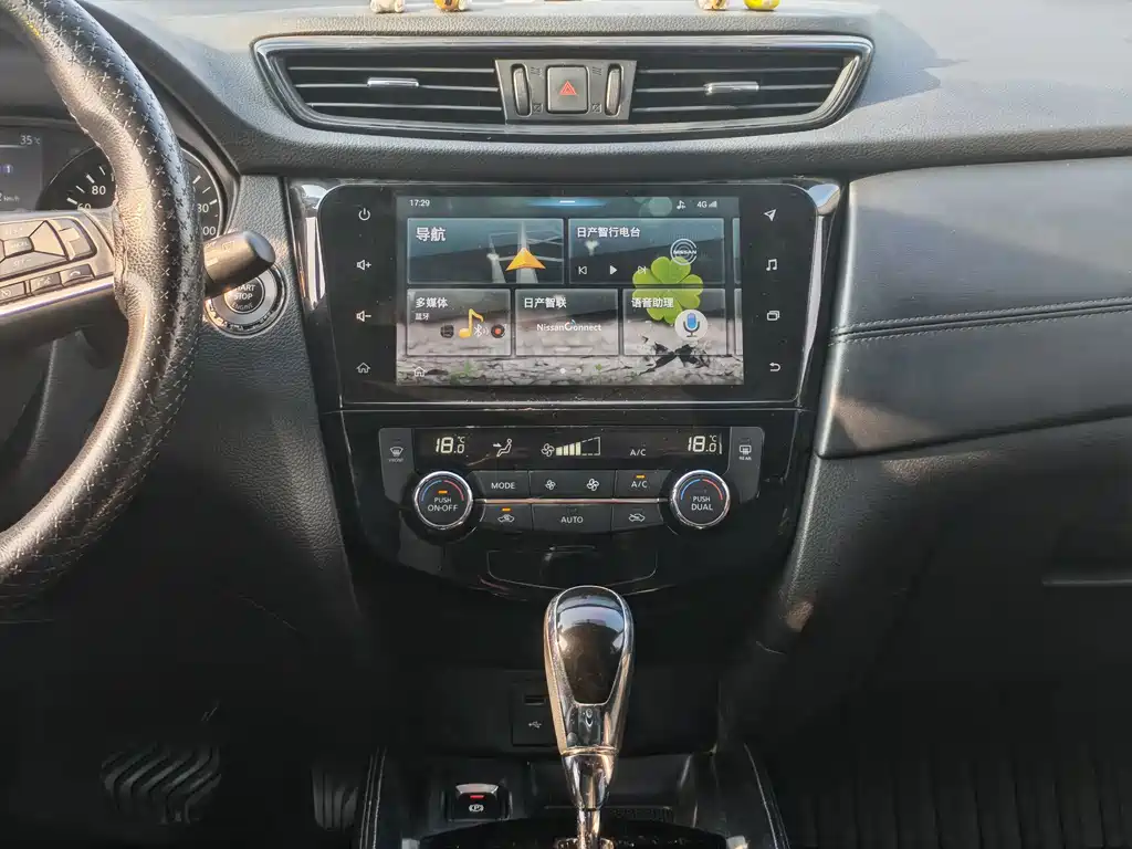 Nissan X-Trail — миниатюра 13