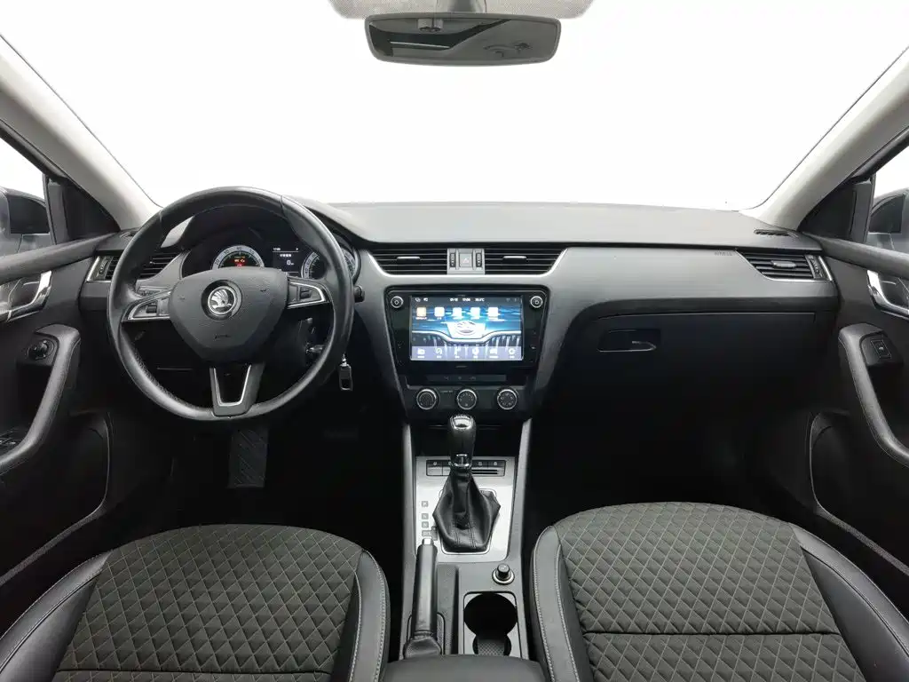 Skoda Octavia — миниатюра 5