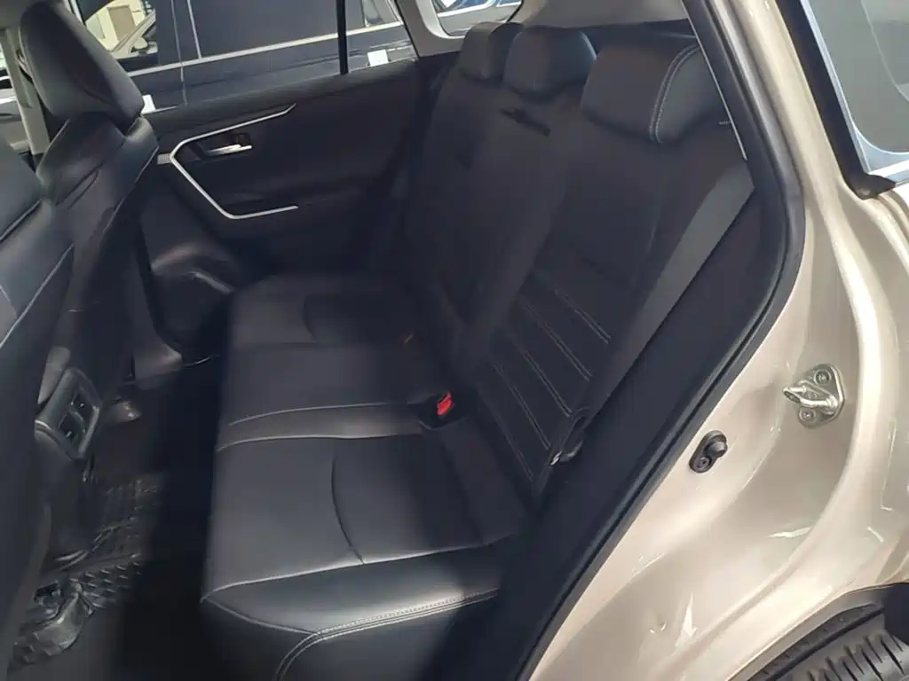 Toyota Wildlander — миниатюра 17