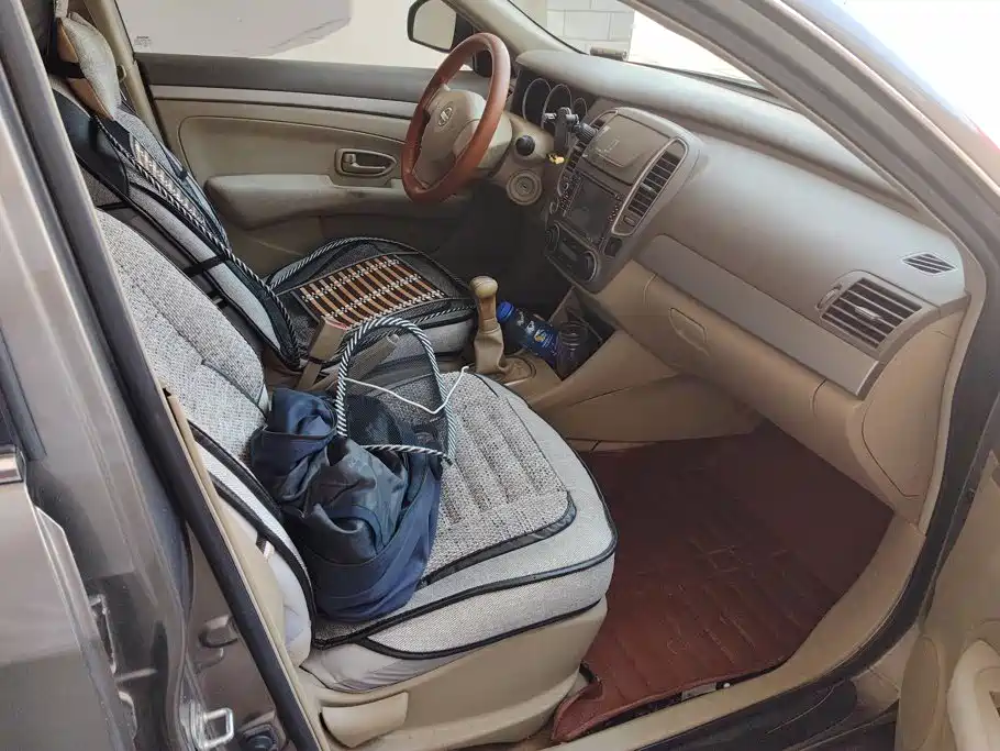 Nissan Sylphy — миниатюра 8