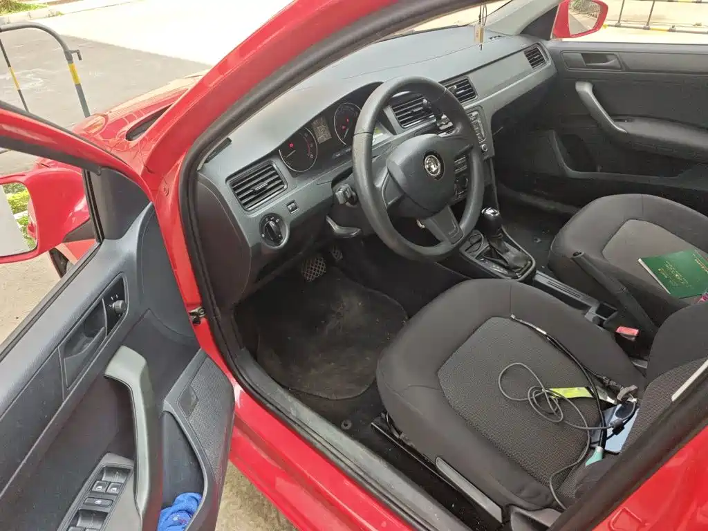 Skoda Rapid Spaceback — миниатюра 17