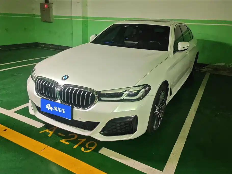 BMW 5 Series 2023