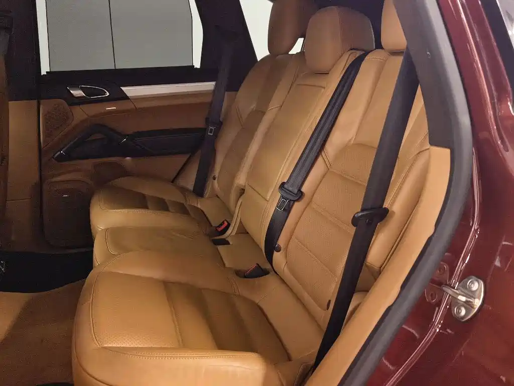 Porsche Cayenne 2013 Cayenne Turbo 4.8T