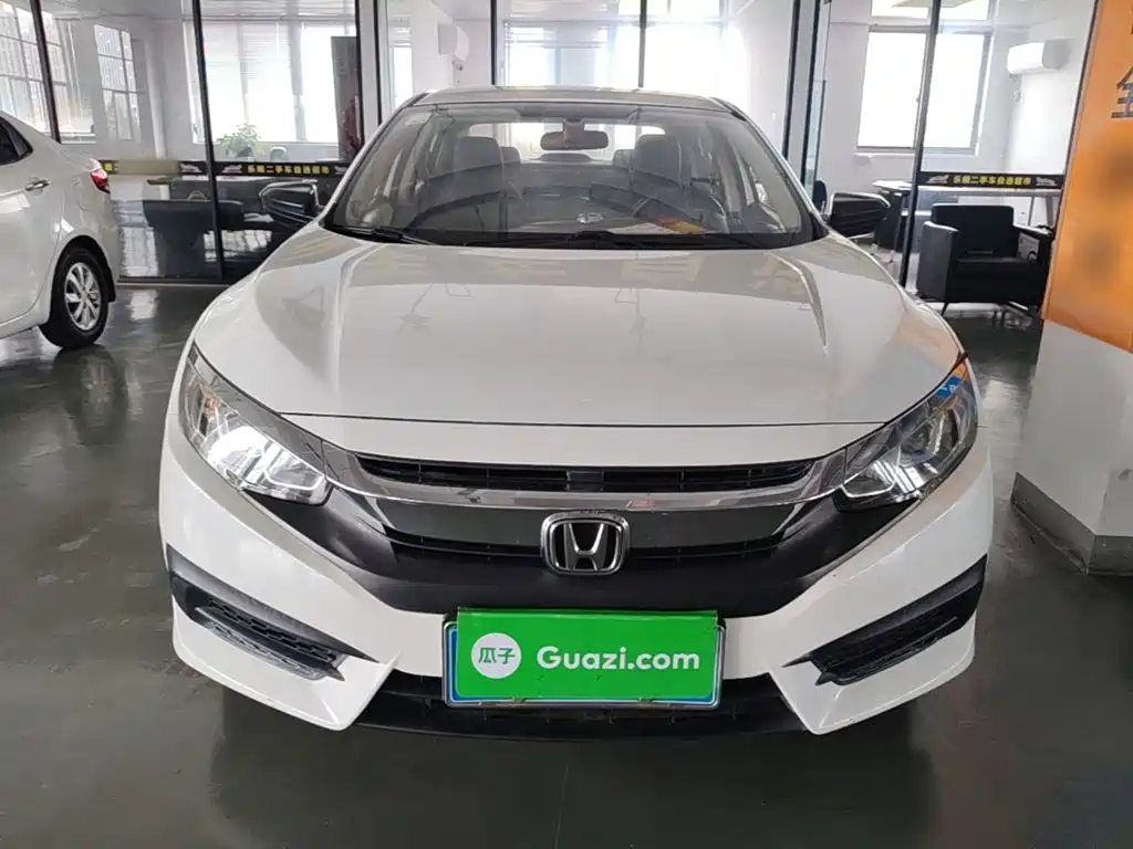Honda Civic — миниатюра 3