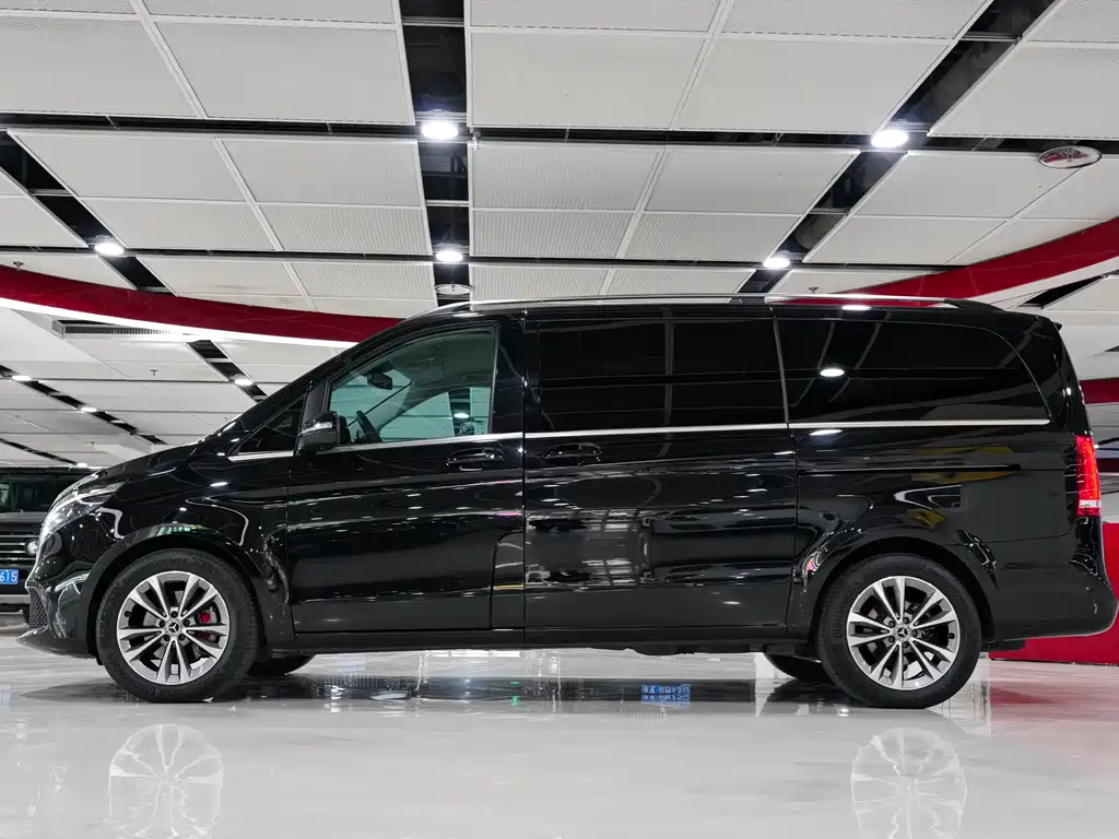 Mercedes-Benz V-Class V 2022 V 260