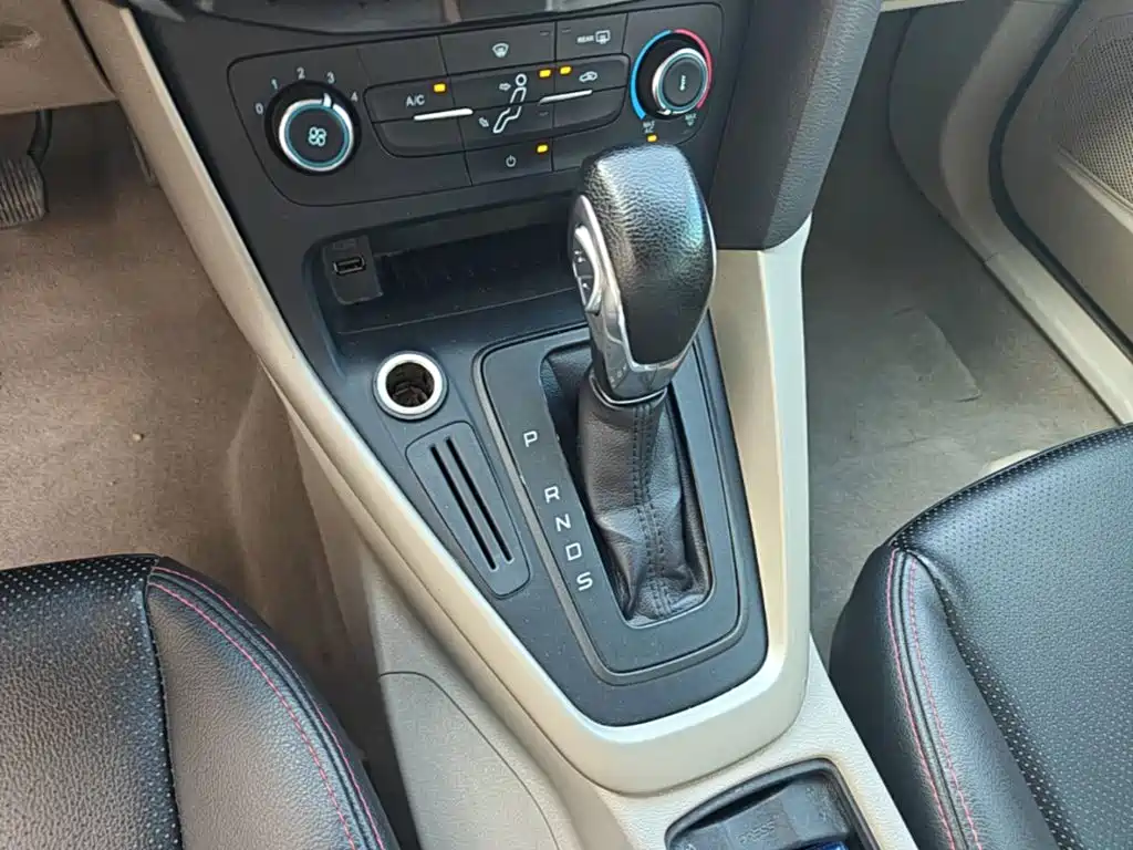 Ford Focus — миниатюра 14