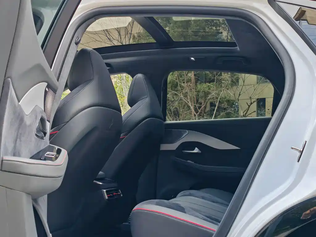 ARCFOX EXTREME FOX POLAR FOX ALPHA S