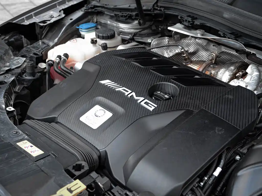 MERCEDES-BENZ GLA AMG