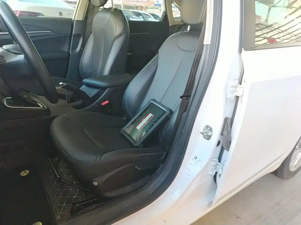 Buick Excelle — миниатюра 15