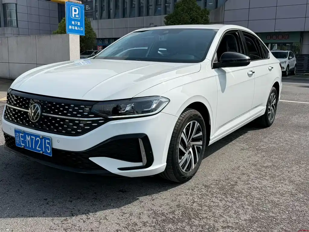 Купить Volkswagen Lavida