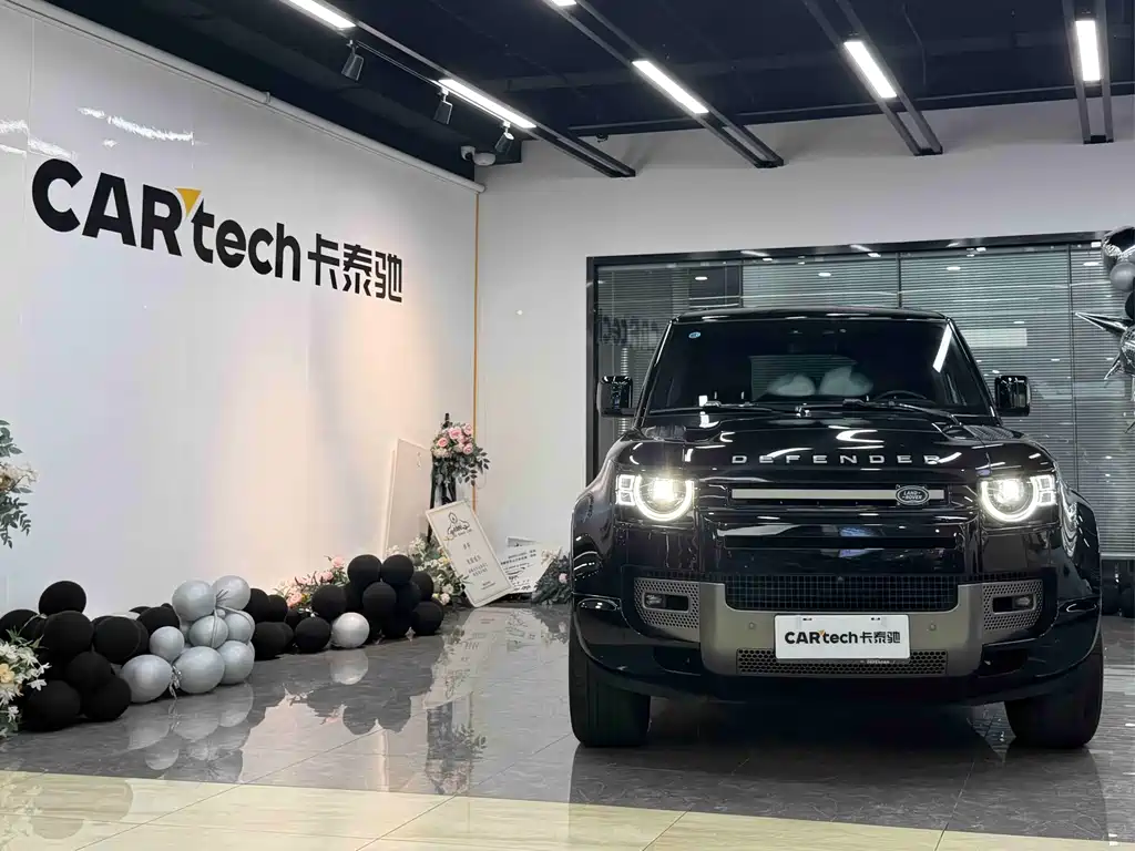 Land Rover Defender — миниатюра 2