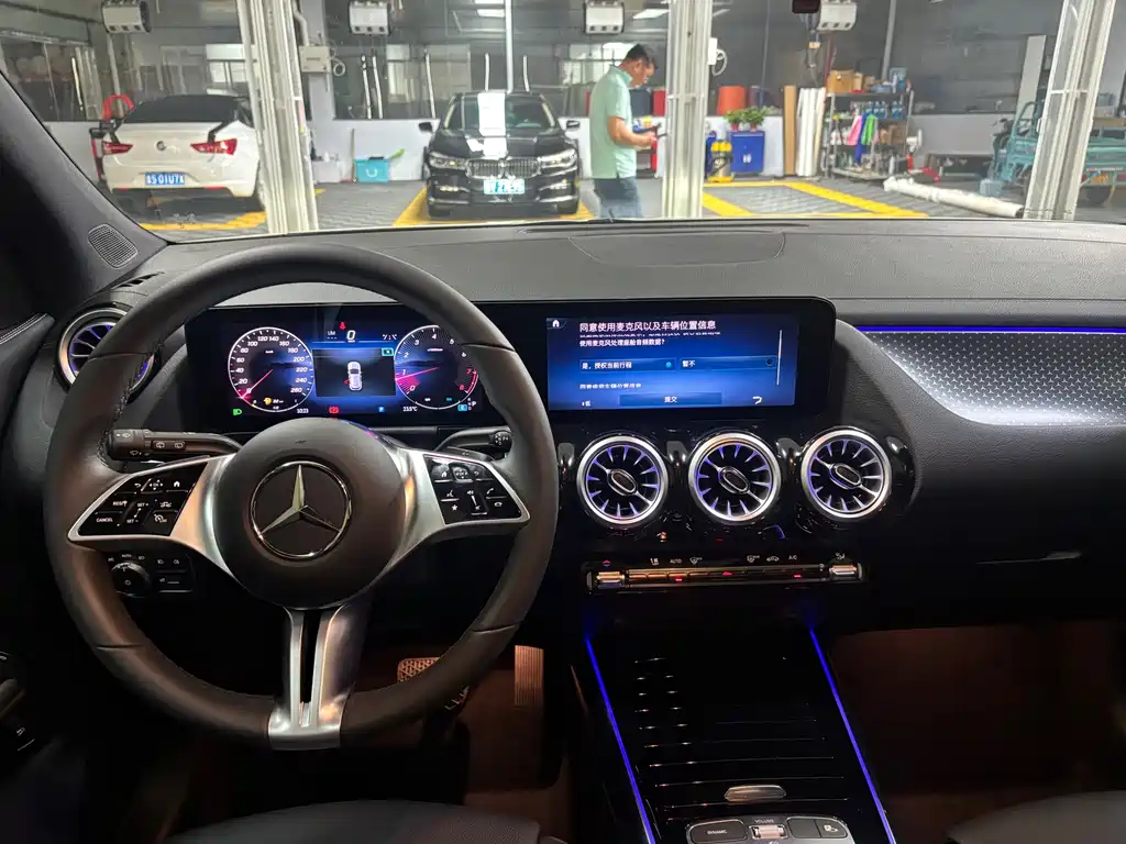 Mercedes-Benz GLA — миниатюра 14