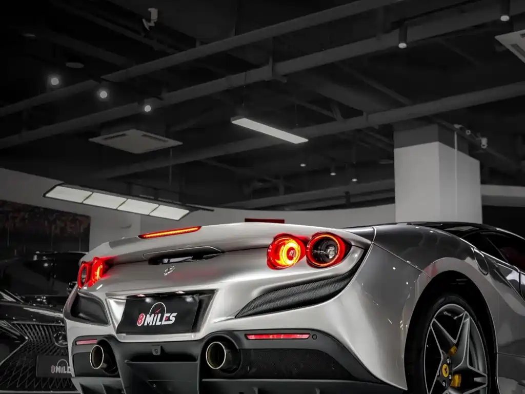 Ferrari F8 — миниатюра 8