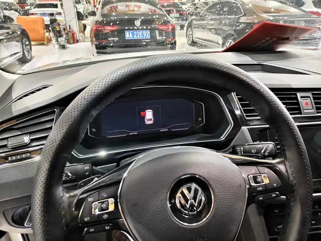 Volkswagen 途观L插电混动 — миниатюра 6
