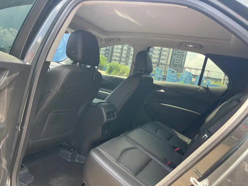 Chevrolet Equinox — миниатюра 7
