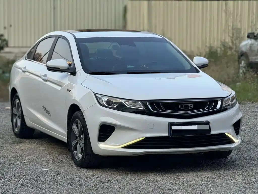 Geely Emgrand GL — миниатюра 3