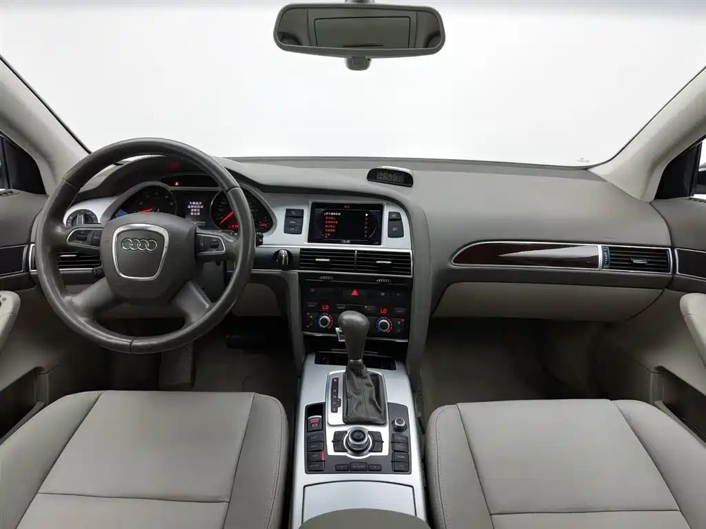 Audi A6L 2011 2.0 TFSI AT