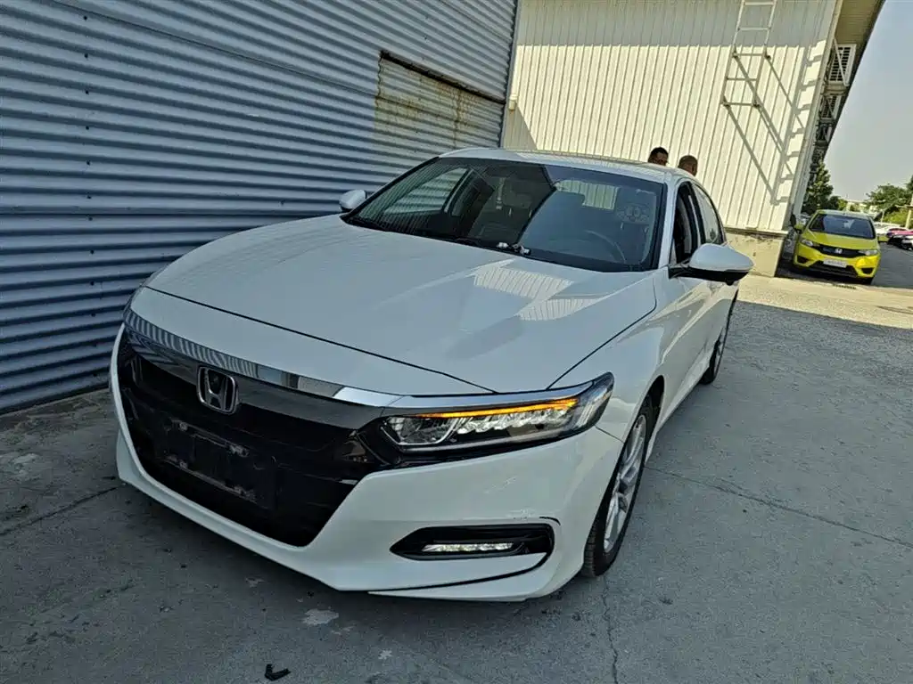 Купить Honda Accord