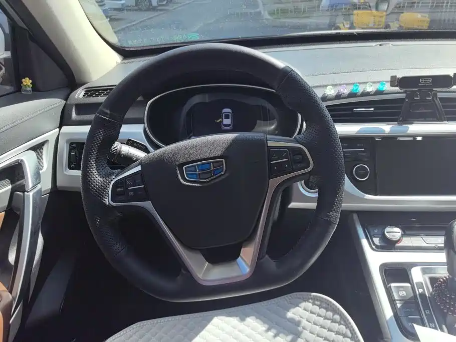 Geely Boyue — миниатюра 15