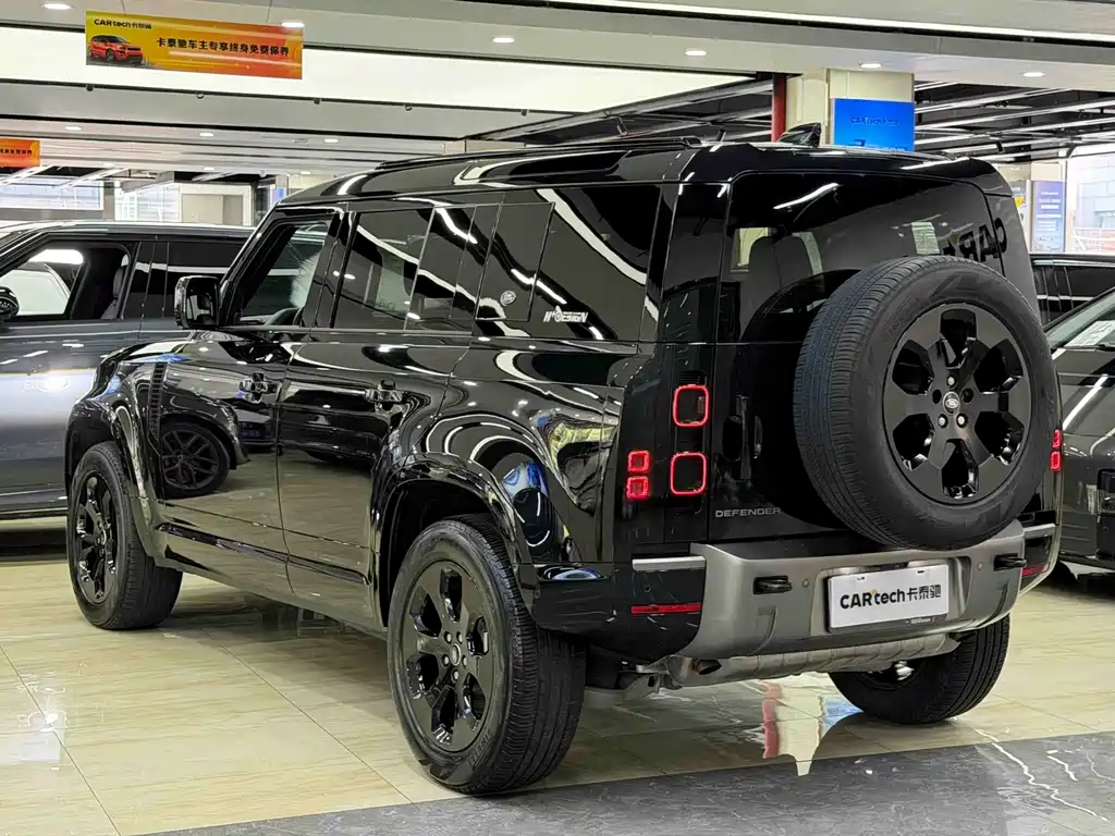 Land Rover Defender — миниатюра 7